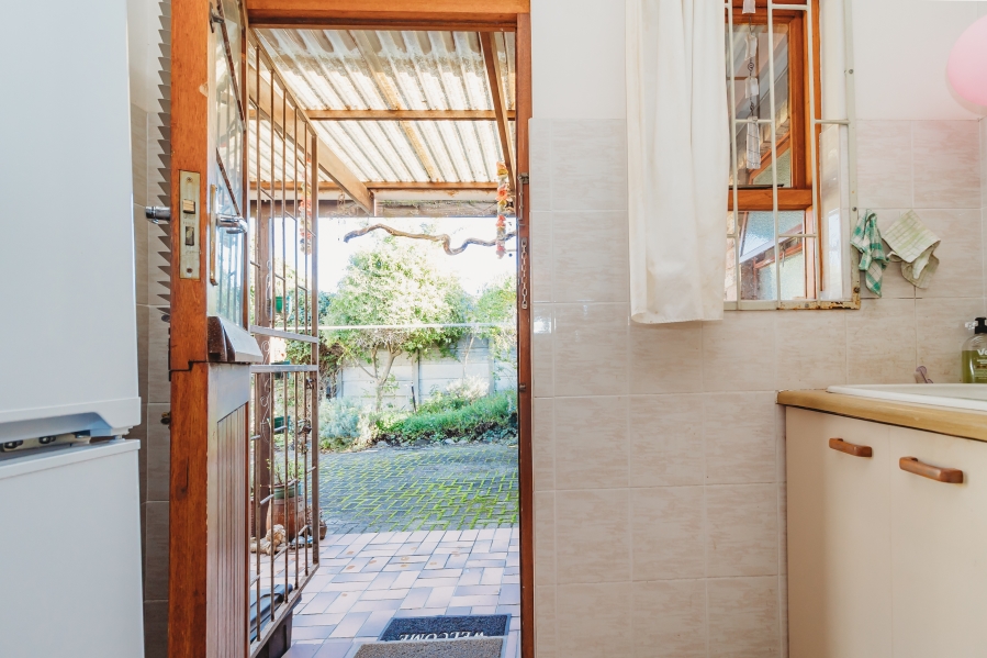 2 Bedroom Property for Sale in Denneoord Western Cape